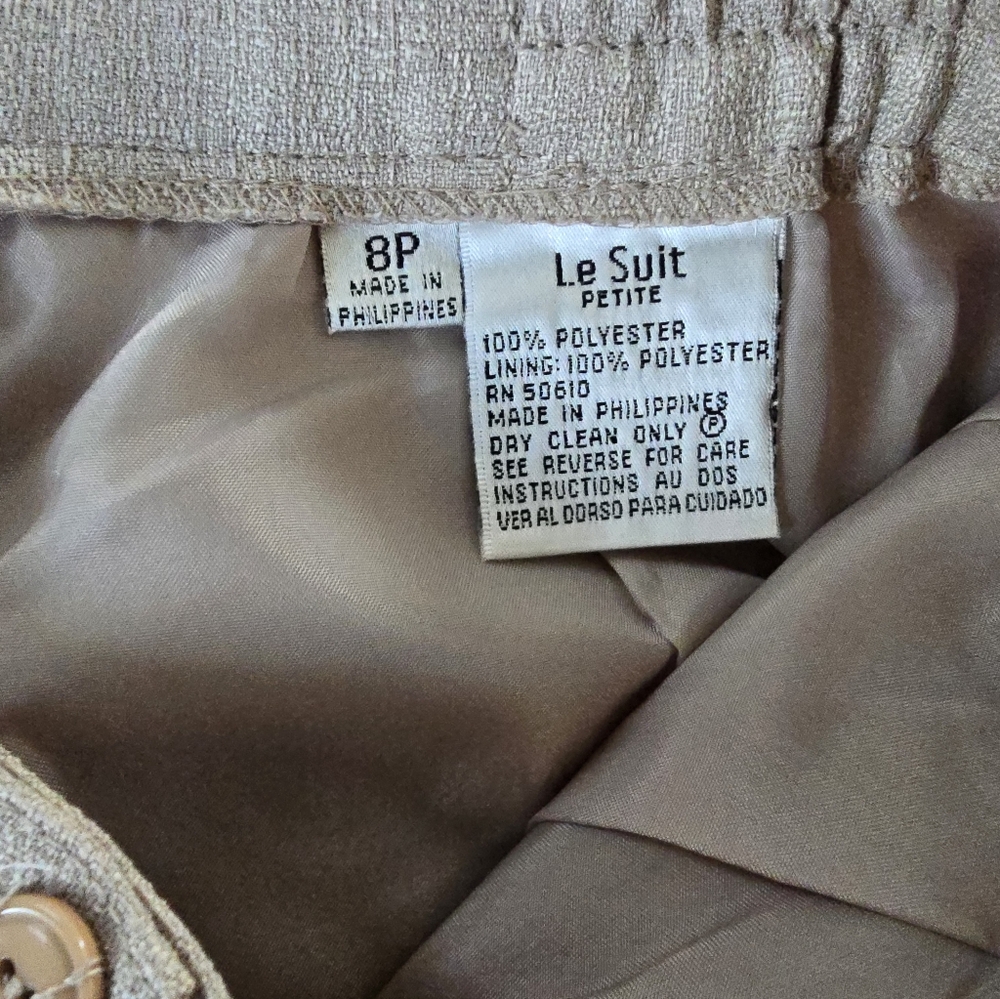 Women's Le Suit Beige Blazer and Pants Suit - 8P - Picture 8 of 8